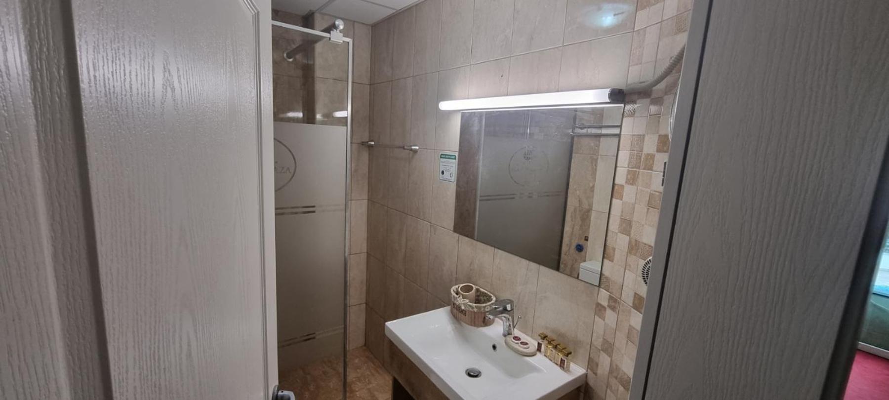 אוהריד Hotel Bluebell מראה חיצוני תמונה